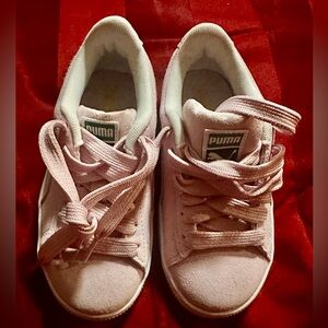 Brand New Pink Puma Sneakers. Size 12C.